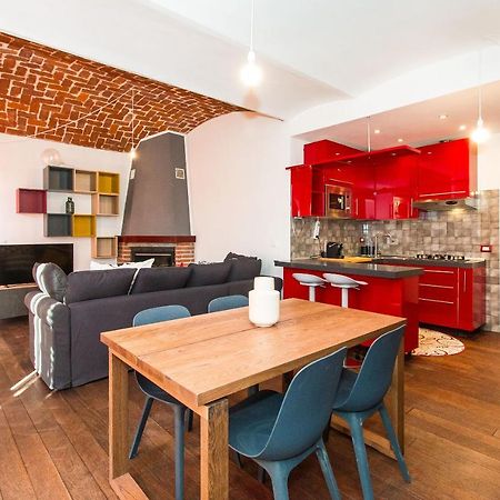 Ferienwohnung Colorful Statuto Square Design Apart Turin Exterior foto