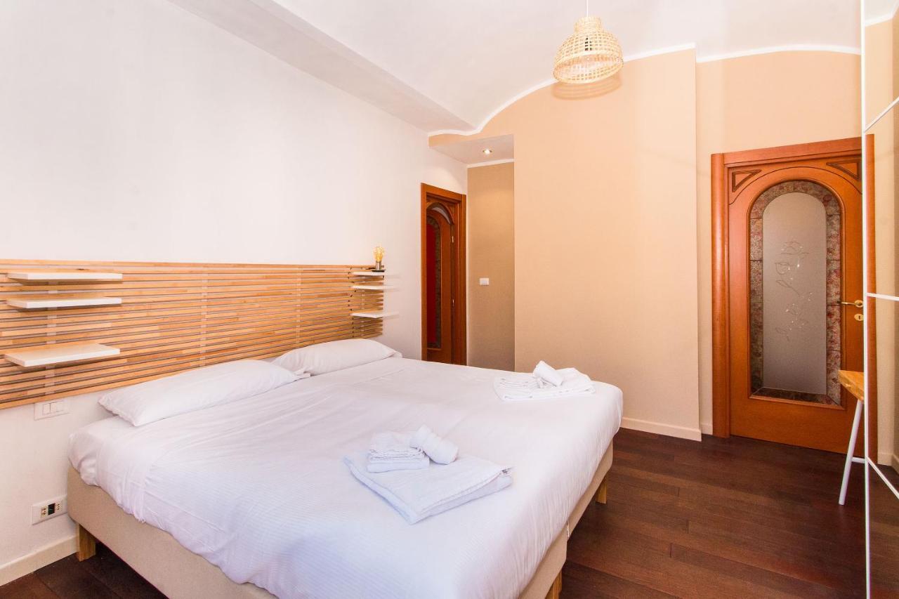 Ferienwohnung Colorful Statuto Square Design Apart Turin Exterior foto