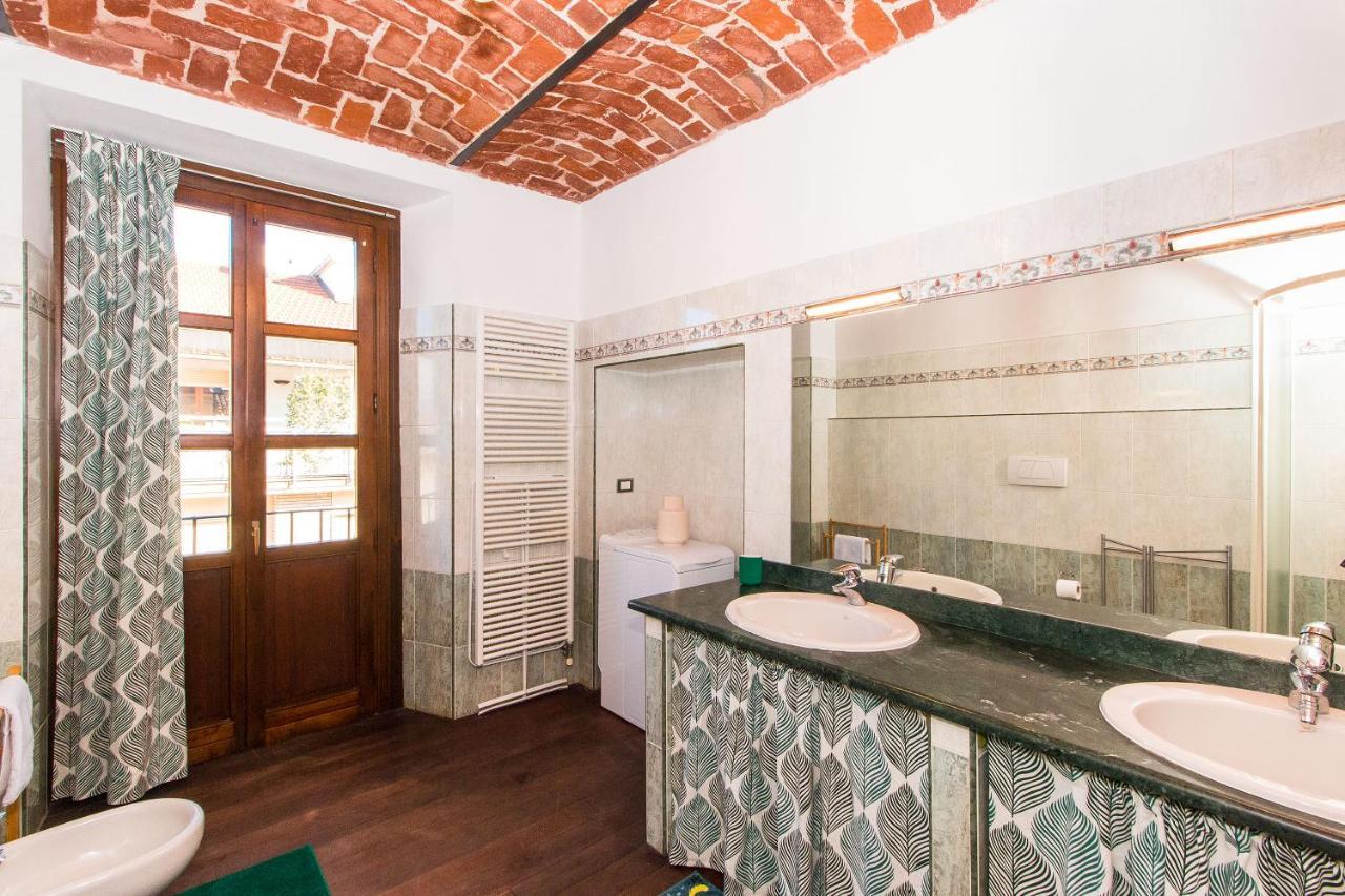 Ferienwohnung Colorful Statuto Square Design Apart Turin Exterior foto