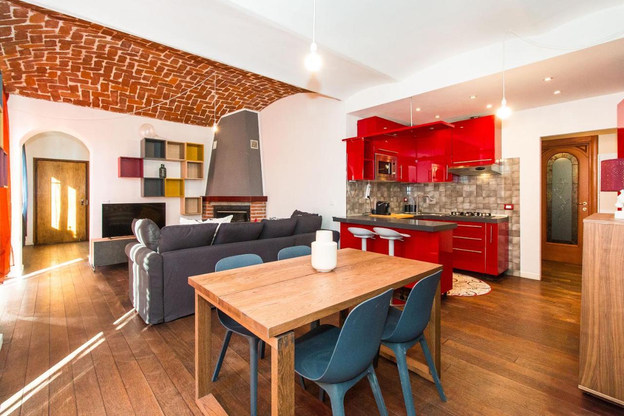 Ferienwohnung Colorful Statuto Square Design Apart Turin Exterior foto