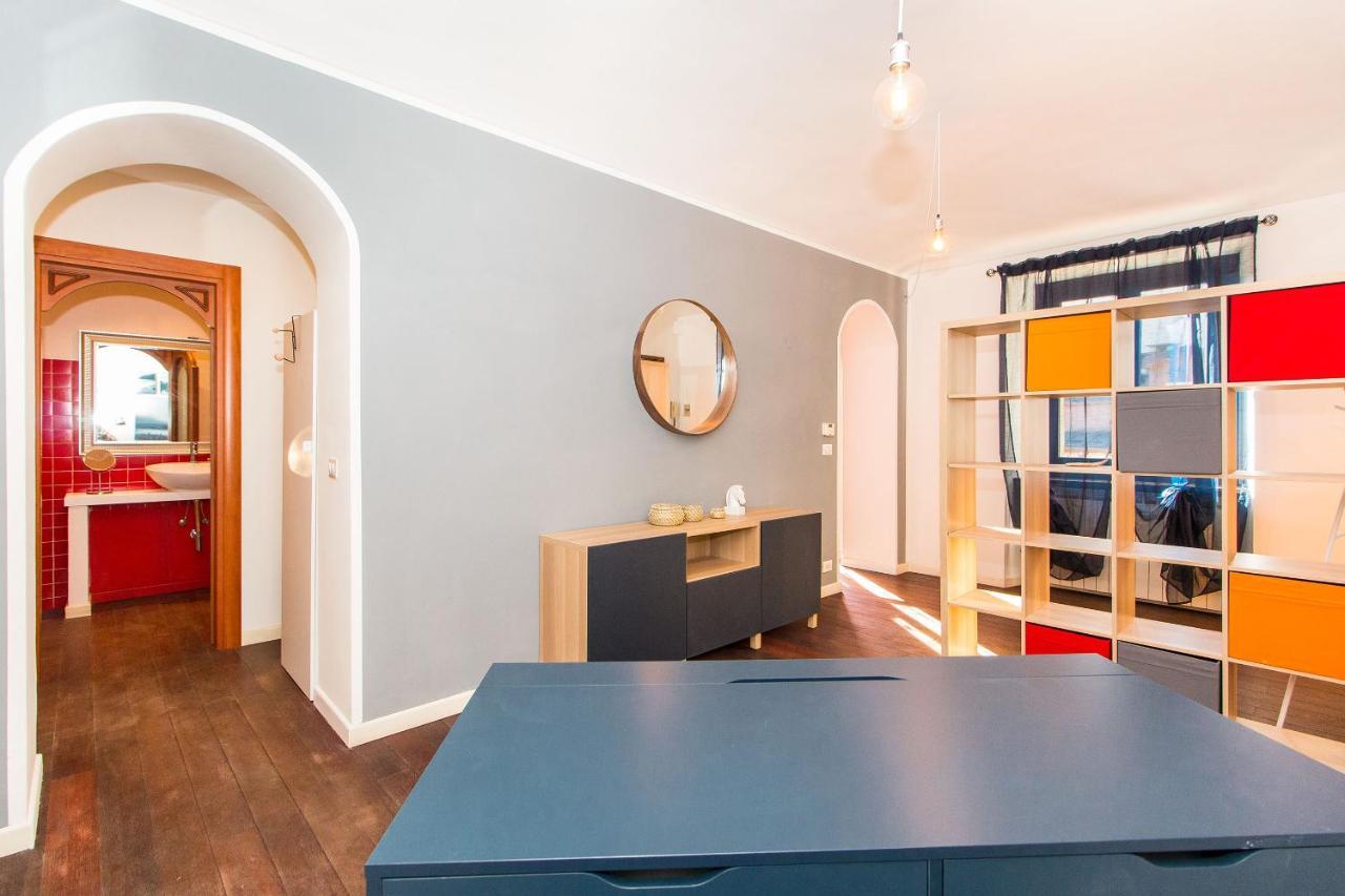 Ferienwohnung Colorful Statuto Square Design Apart Turin Exterior foto