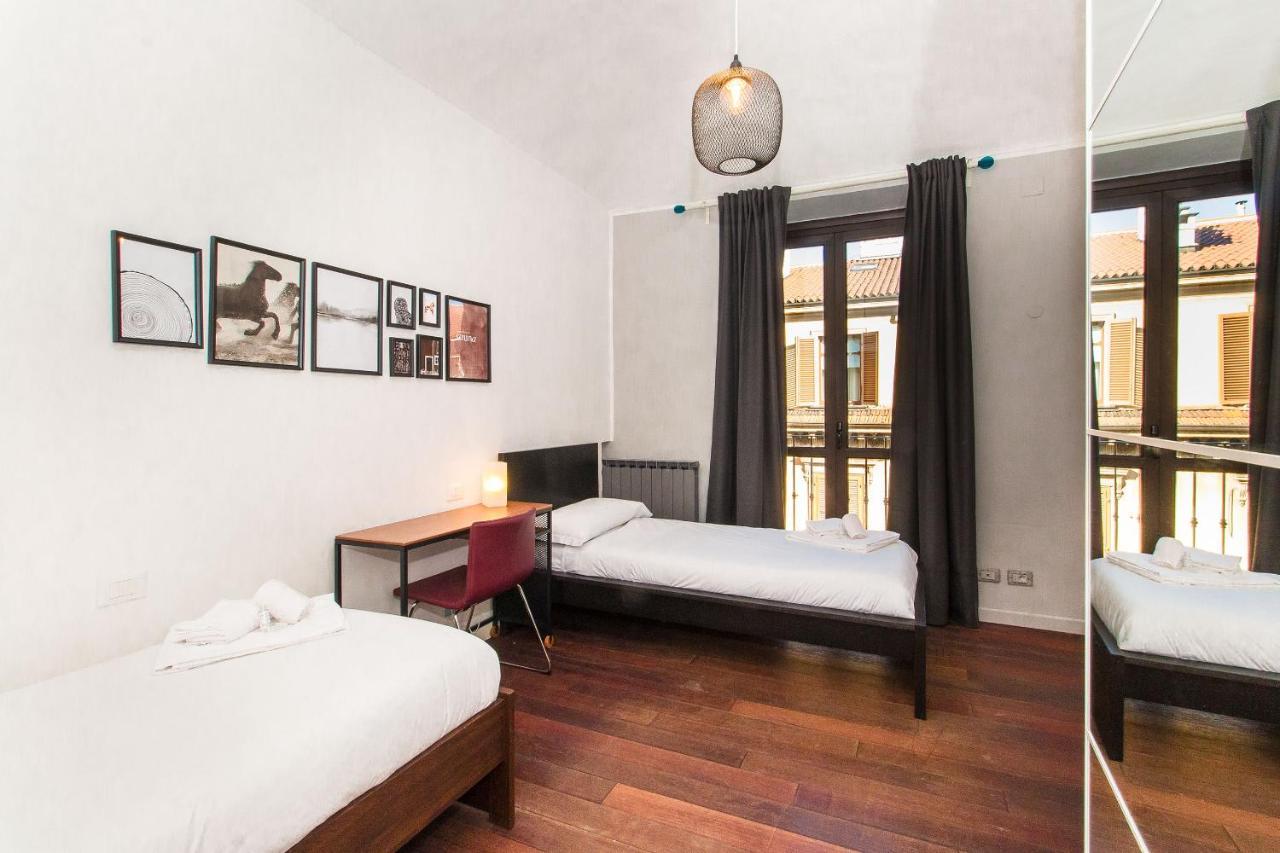 Ferienwohnung Colorful Statuto Square Design Apart Turin Exterior foto